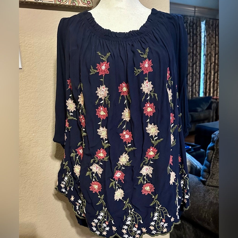 Lucky Brand Navy Blue top